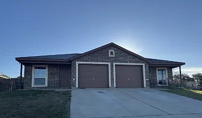 275 Olaf Drive - B — Photo 1