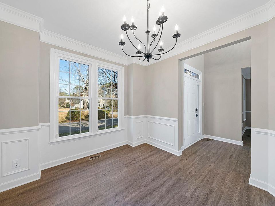 2nd image of 103 Whitlock Ln