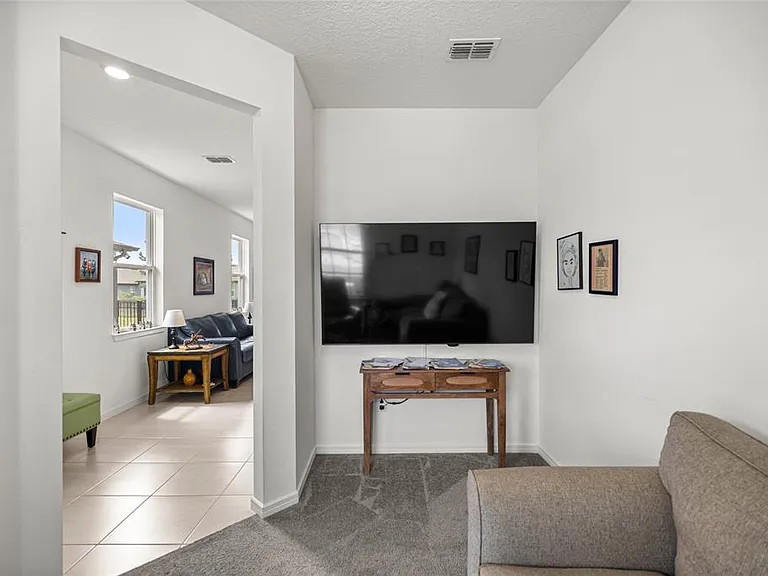 9412 SW 53rd Pl — Photo 14