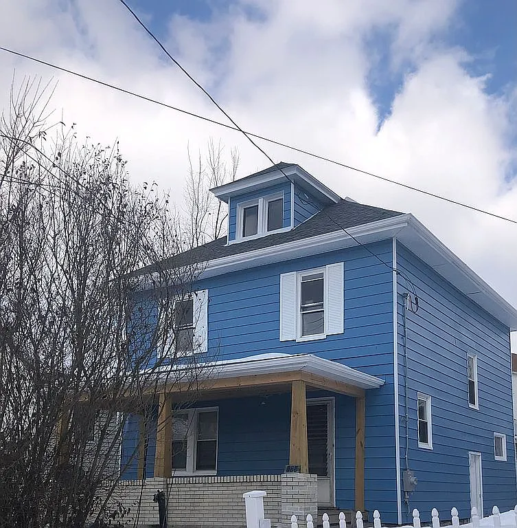 179 Lincoln St photo 1