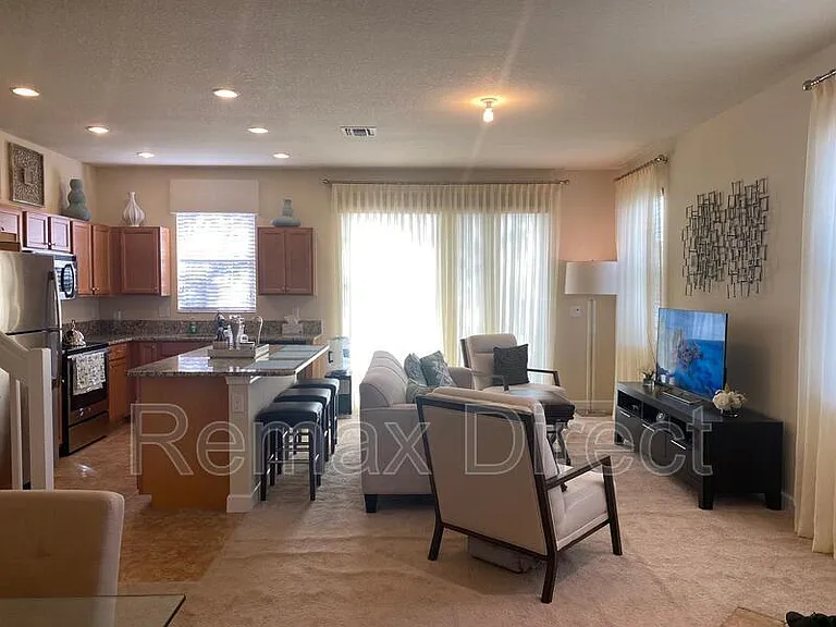 4304 Chalmers Ln — Photo 5