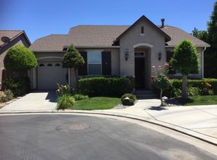 5383 W King Fisher Ln, Fresno, CA 93722