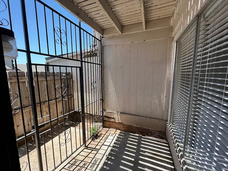1902 Three Stars Rd — Photo 30