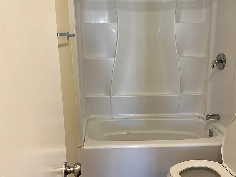 1901 W Florence Ave #5 — Photo 10