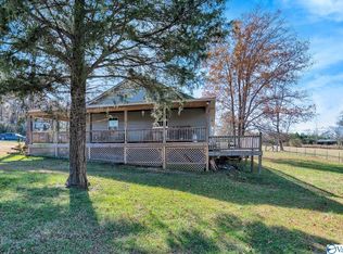 87 Bruce Dr, Somerville, AL 35670
