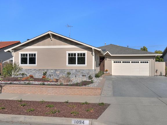 2nd image of 1094 Hunterston Pl