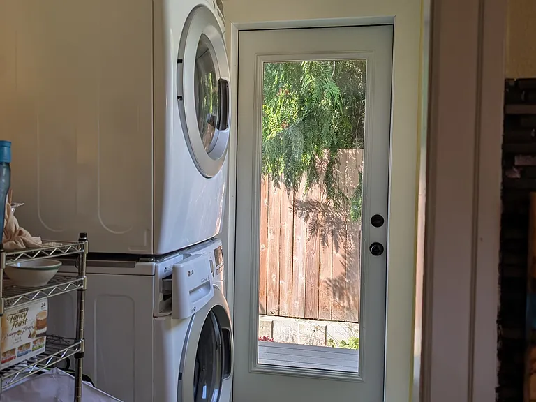1102 E Maplewood Ave — Photo 16