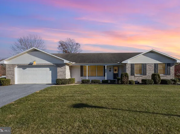 357 Royal Rd, Palmyra, PA 17078