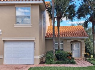 10255 Dory Dr #1, Oxford, FL 34484