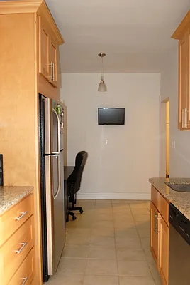 Sold by Landmarc Group | media 41