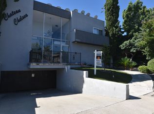 10816 Camarillo St #4, North Hollywood, CA 91602