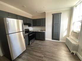2631 N. Charles St, 1