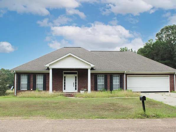 22 Colton Dr, Purvis, MS 39475