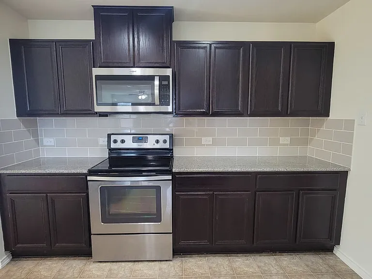 111 Jasmine Cv — Photo 11