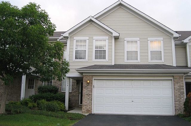 1st image of 154 Castlewood Ct