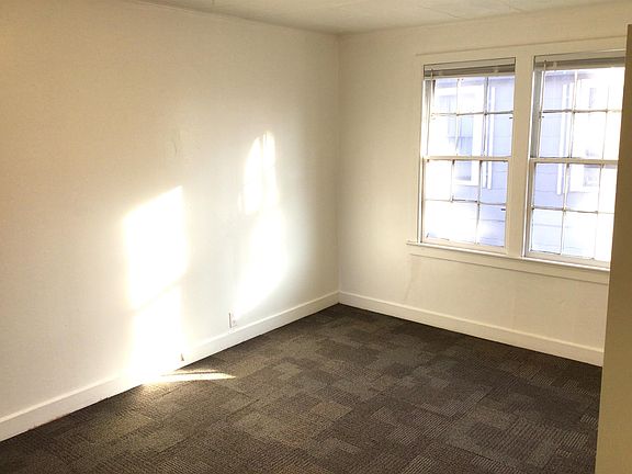 4th image of 125-127 S Jefferson Ave #6