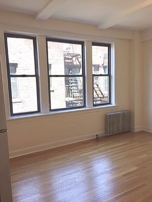 4th image of 350 W 55th St APT Gr9