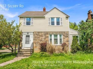 3557 Silsby Rd, University Heights, OH 44118