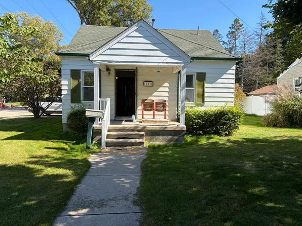 68270 S Forest Ave, Richmond, MI 48062
