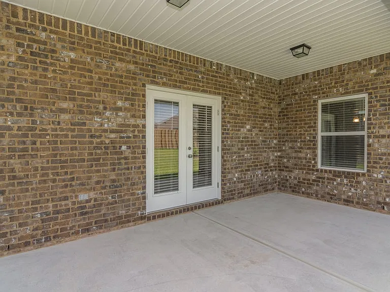 791 Cornelia St — Photo 14