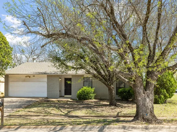 623 Live Oak Dr, Mansfield, TX 76063