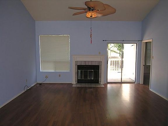 3rd image of 8208 Cahill Dr