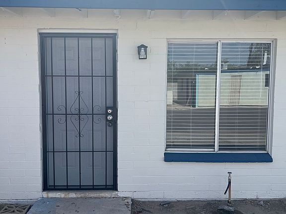 2nd image of 3414-3426 E Kleindale Rd #3424B