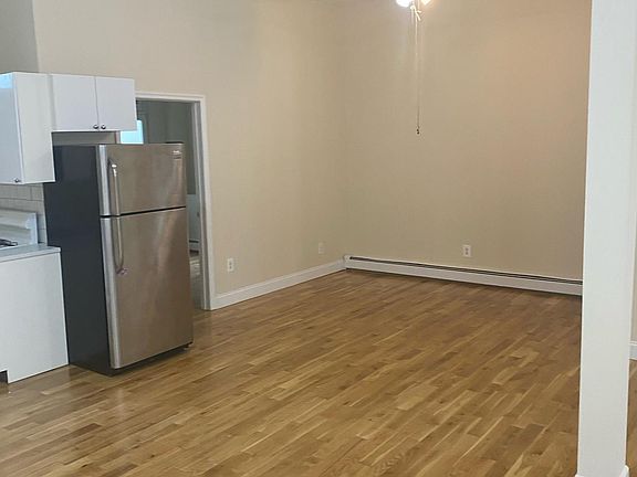 2nd image of 656 Woodward Ave