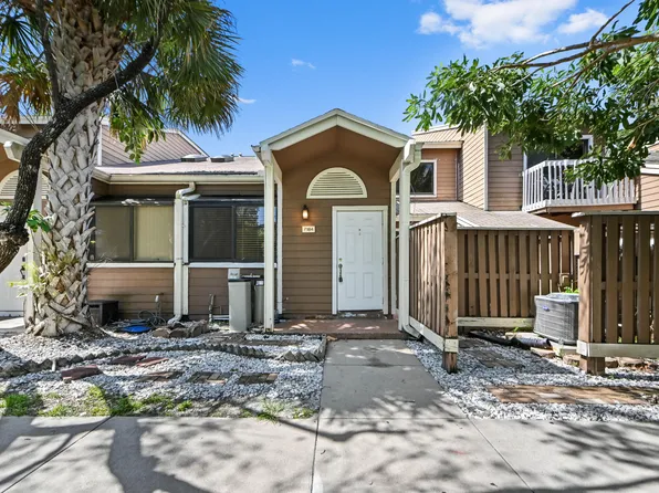 7184 Sportsmans Drive, North Lauderdale, FL 33068