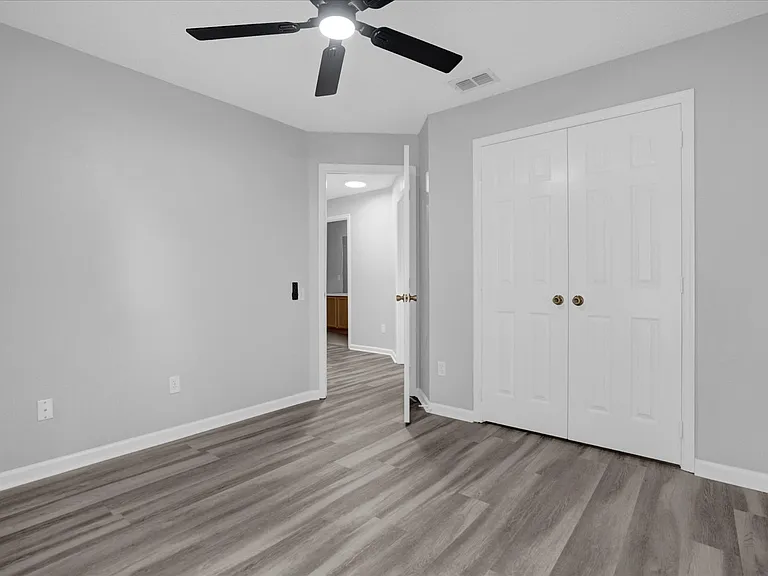 3521 Moss Pointe Pl — Photo 9