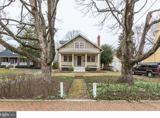 223 N King St #A, Leesburg, VA 20176