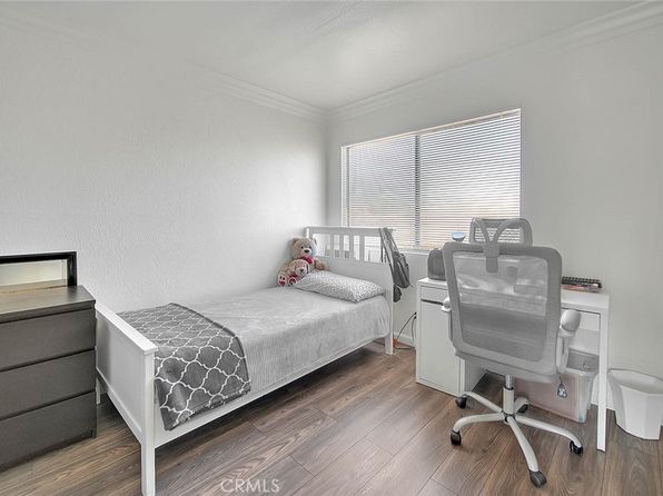 riverside-california-331553148 picture