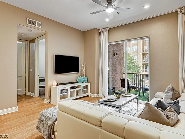 56 E Serene Ave #225 — Photo 5