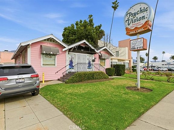 4th image of 1845 E Colorado Blvd