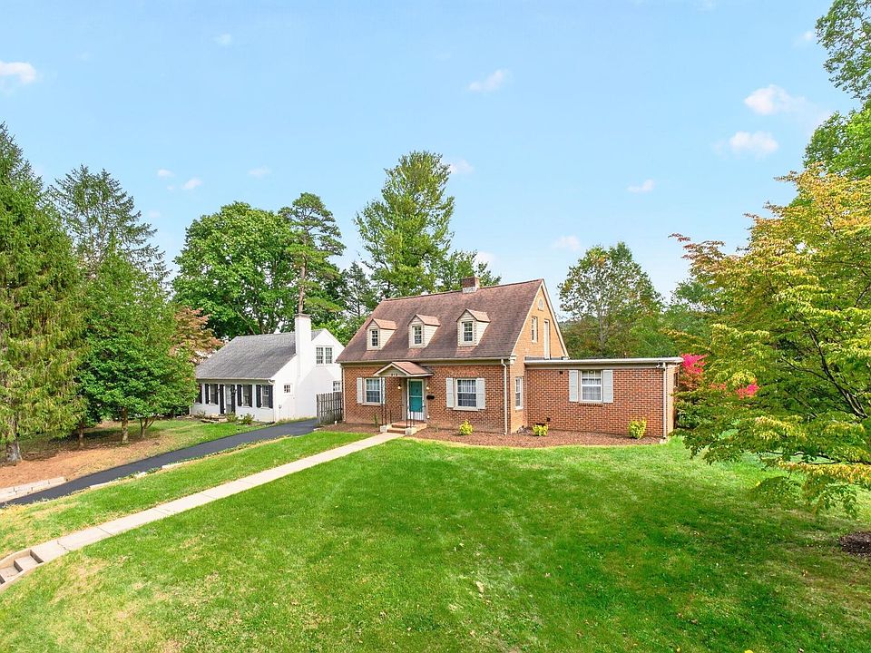 1st image of 912 Lyndhurst Rd