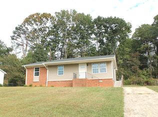 4167 Morningside Dr, Winston Salem, NC 27106