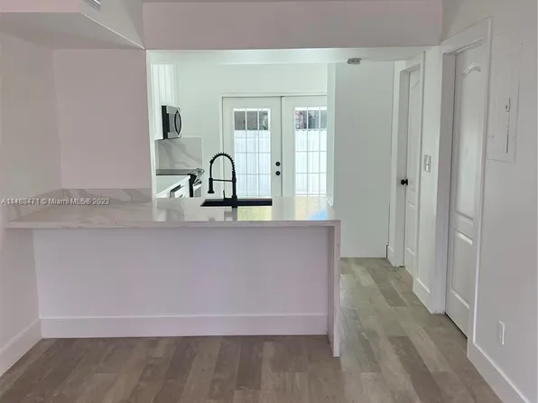 7211 W 24th Ave, Hialeah Gardens, FL 33016