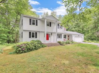 4 Mirick Ln, Wilbraham, MA 01095