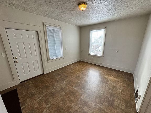 3rd image of 2719 S 4th St #2