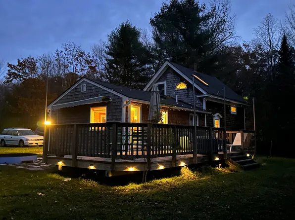 222 Forest Avenue, Orono, ME 04473