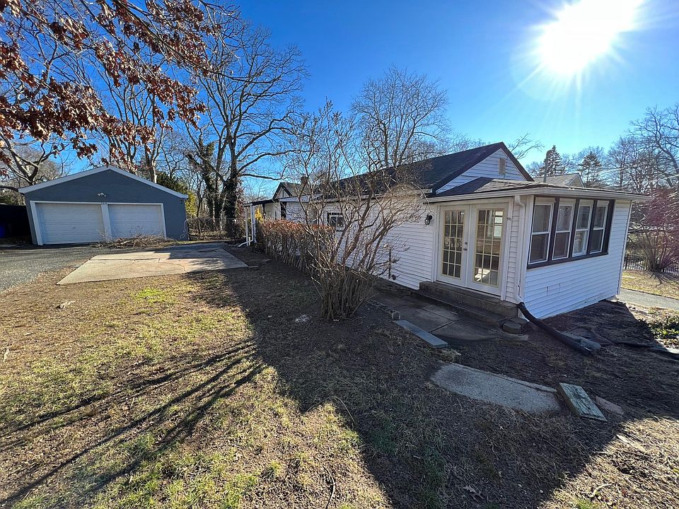 1st image of 169 Woodycrest Dr