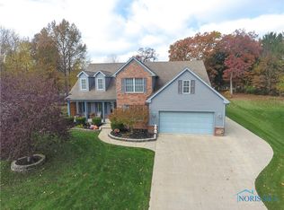 2561 Live Oak Rd, Sylvania, OH 43560