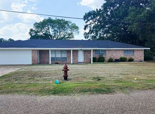103 W 1st St, Hooks, TX 75561