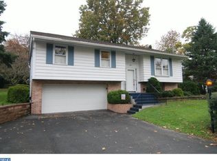 502 Spring Valley Rd, Reading, PA 19604
