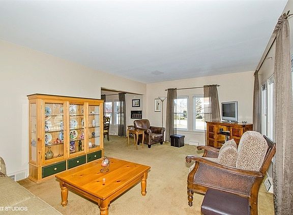 3rd image of 8219 W Park Ave