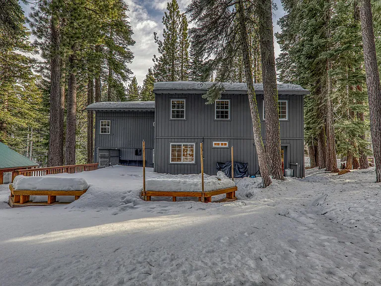 15040 Davos Dr — Photo 27