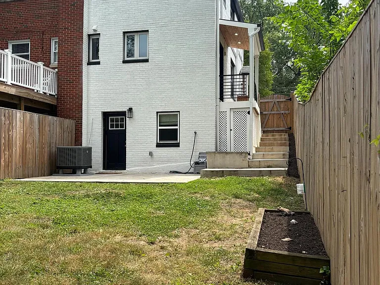 222 E Taylor Run Pkwy — Photo 14