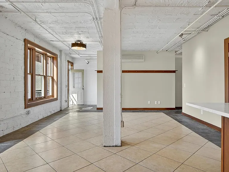 78 Watson St #8 — Photo 34