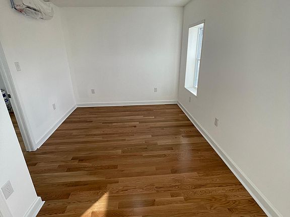 5th image of 2251 N 29th St Floor 3