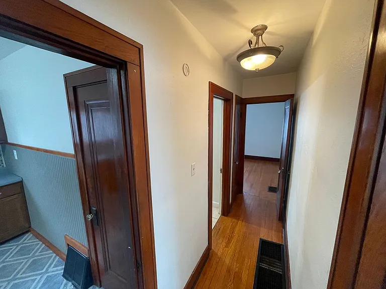 510 S 26th St — Photo 11